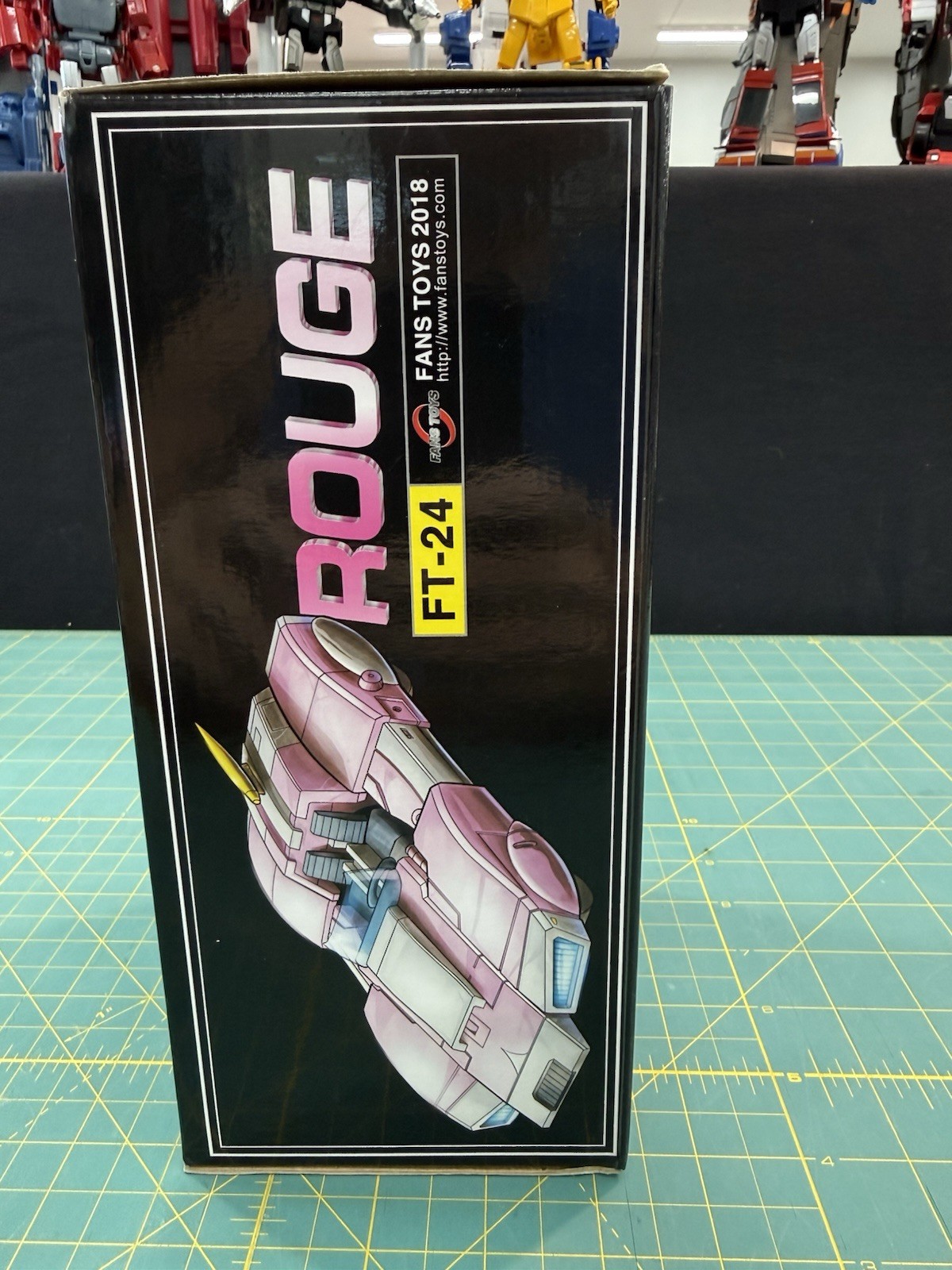 Fans Toys FT-24 Rouge G1 Arcee Masterpiece Transformers TRUSTED US Seller