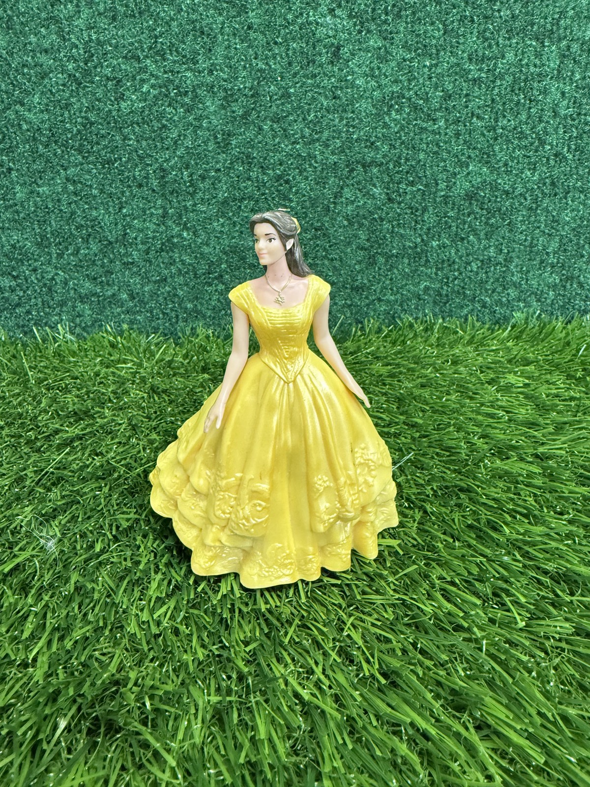 Disney Princess Belle Beauty & The Beast Yellow Gown Action Figure Figurine