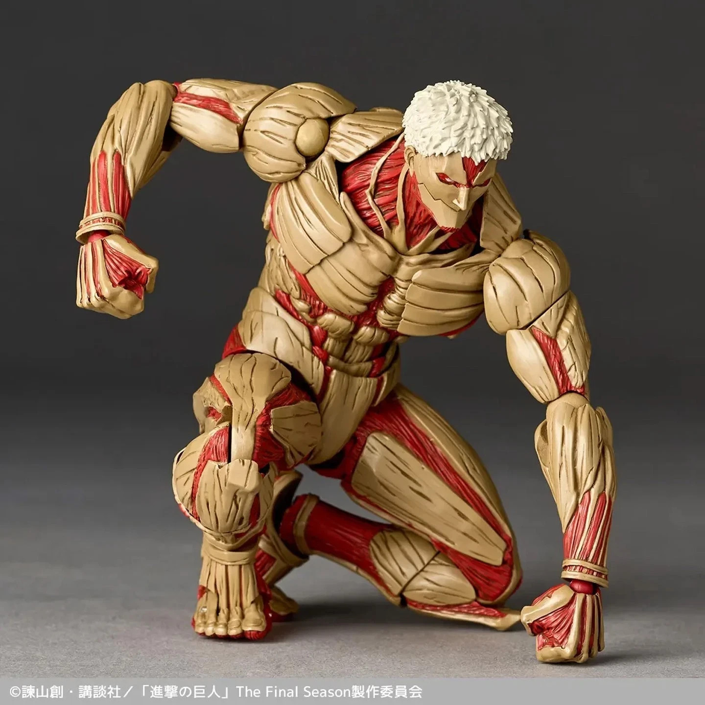 Kaiyodo Armored Titan Attack on Titan Amazing Yamaguchi Revoltech Action FIgure