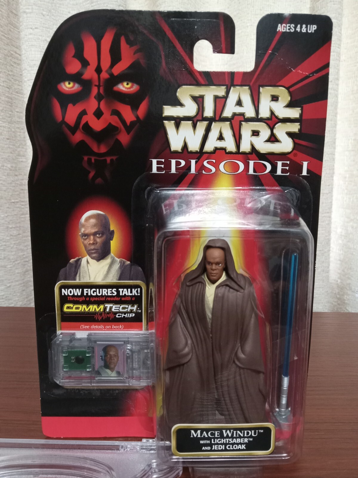 Star Wars Episode 1 Mace Windu Action Figure w/ Lightsaber & Jedi Cloak NEW
