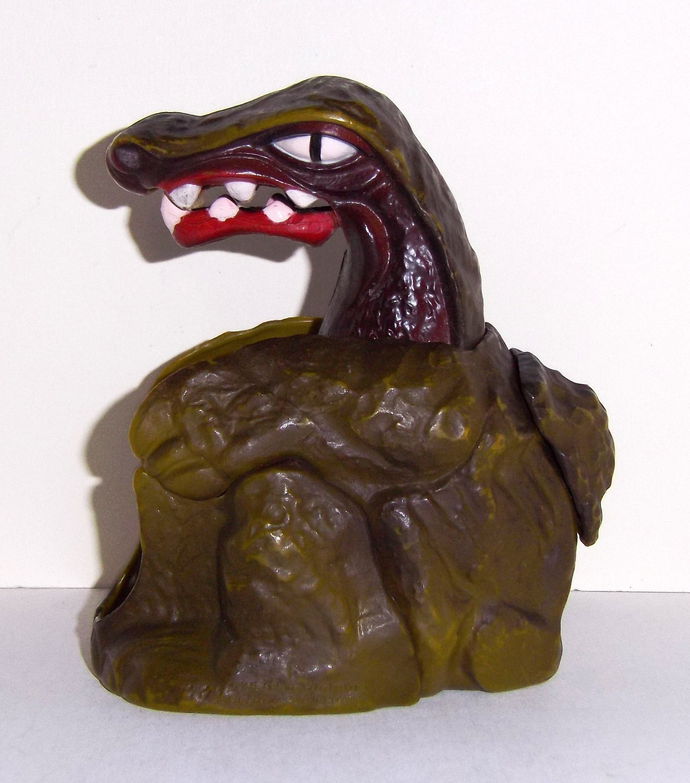 Vintage 1985 Rocks & Bugs & Things Trapasaurus