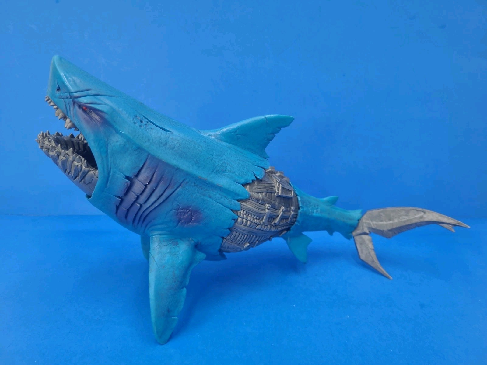 McFarlane Toys Raw 10 Fren-Z Figure 2020 Cybernetic Robot Great White Shark Toy