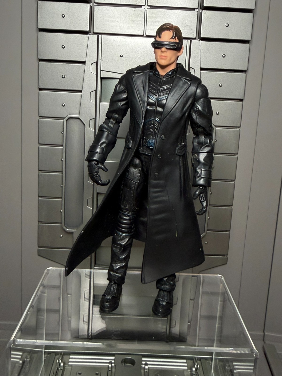 Toy Biz Marvel X2 X-Men United Cyclops Action Figure 2003 6″ LOOSE