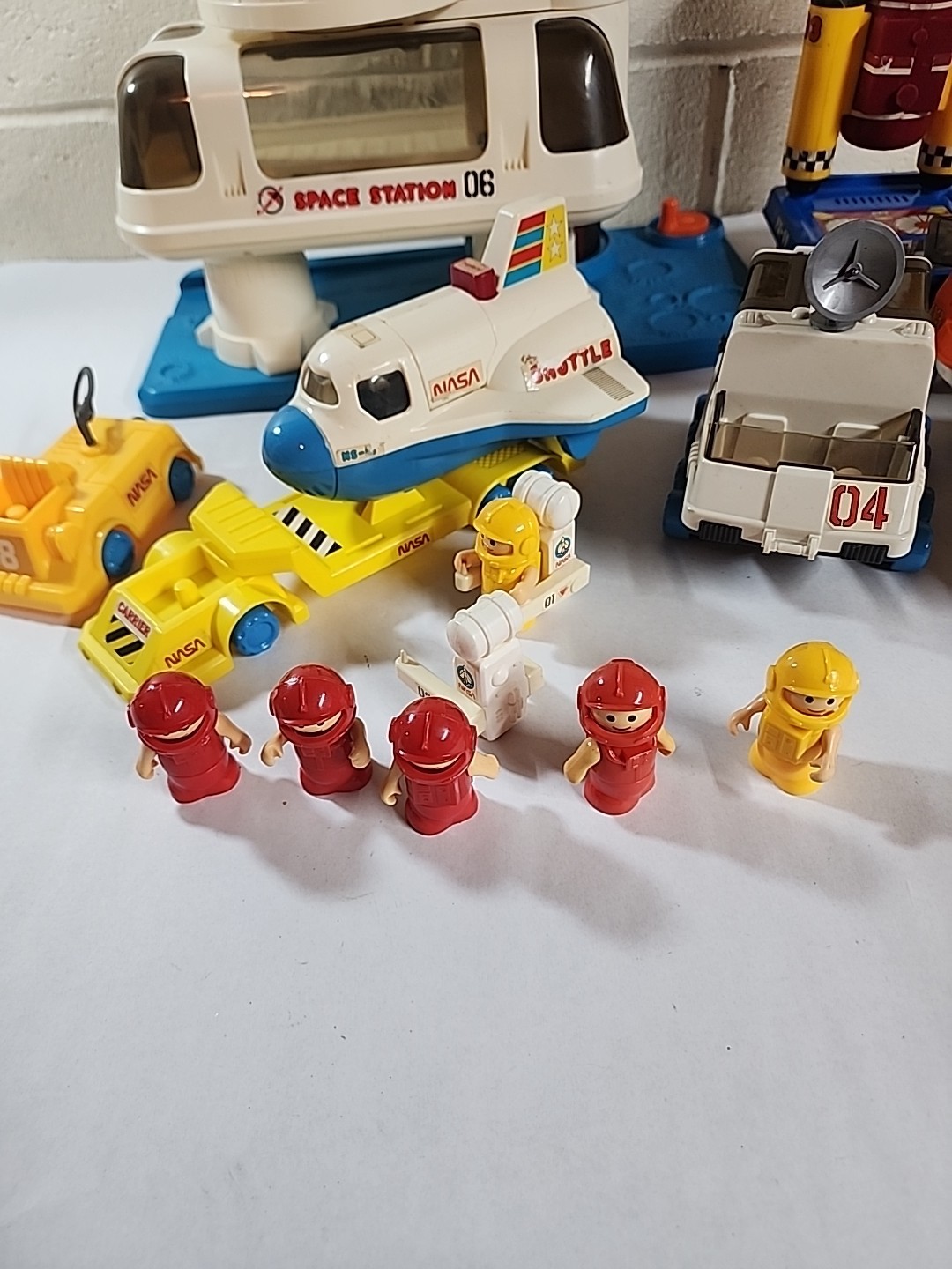 Space Station Fisher Price 1984 Li’l Playmates Play Set Lil Little NASA Ships