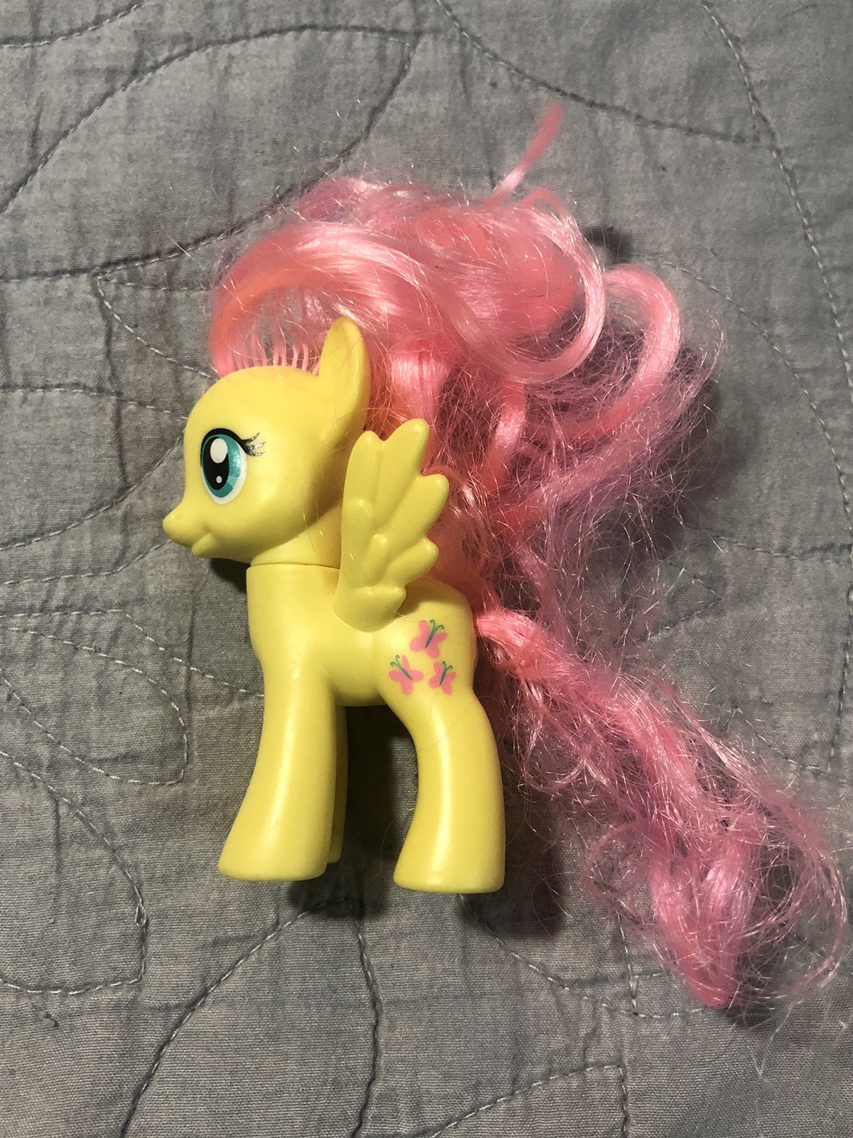 My Little Pony G4 Fluttershy Brushable Toy Figure Hasbro 3″ Tall 2010