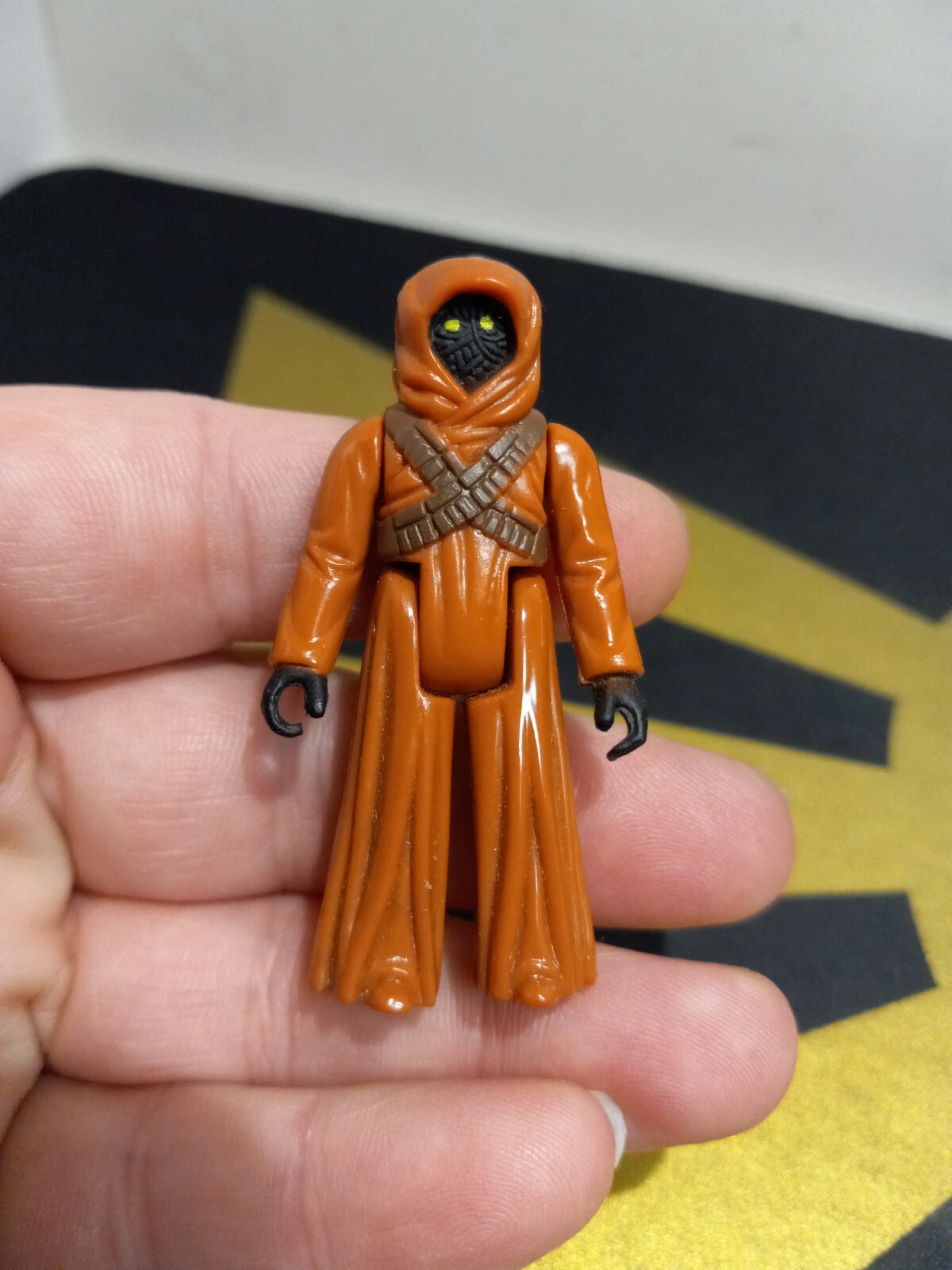 1977 Kenner Star Wars Jawa – Hong Kong COO Original Soft Robe/Cloak – Figure 2