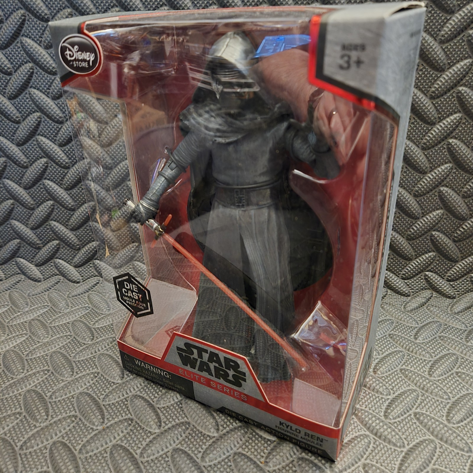 Disney Store Star Wars Elite Series Kylo Ren Die Cast Action Figure – New Sealed