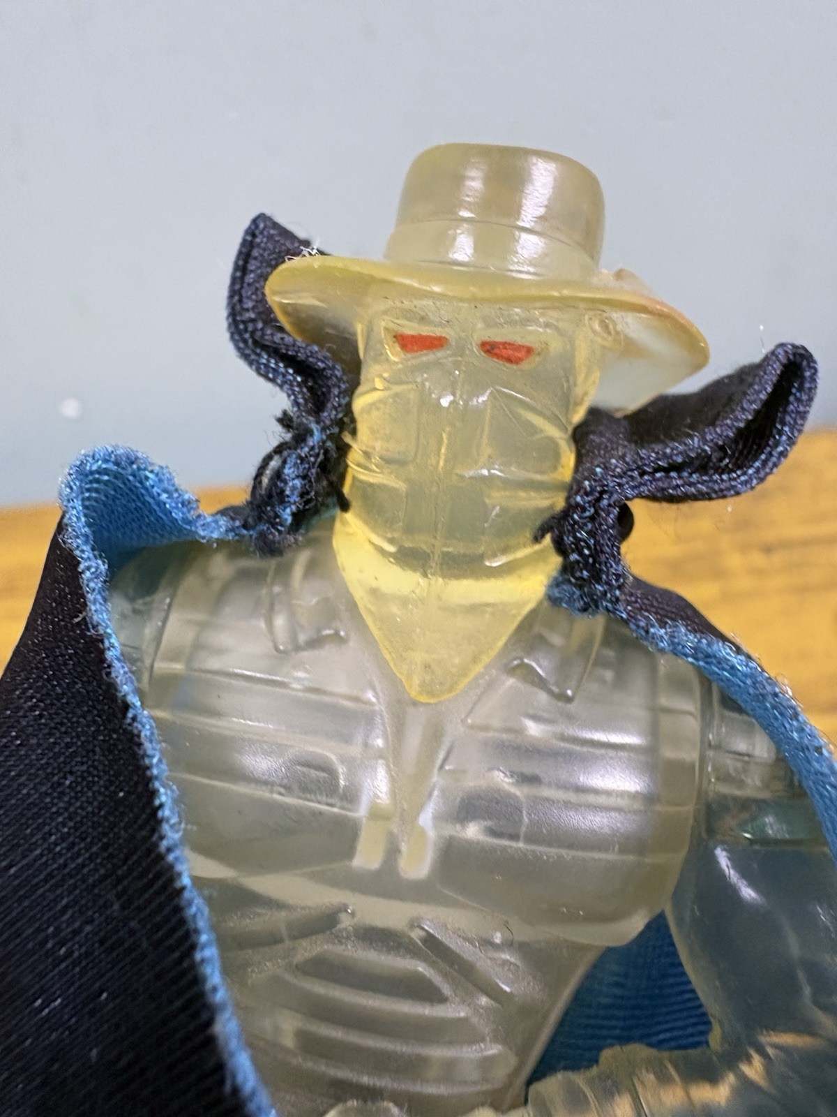 1994 Kenner The Shadow Ambush Shadow With Quick Draw Action 5” Cape
