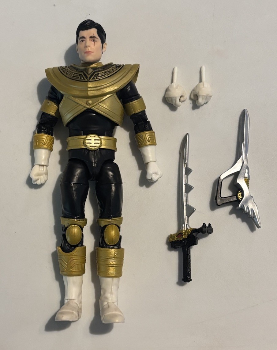 Power Rangers Lightning Collection – Gold Zeo Ranger 6” Loose Figure