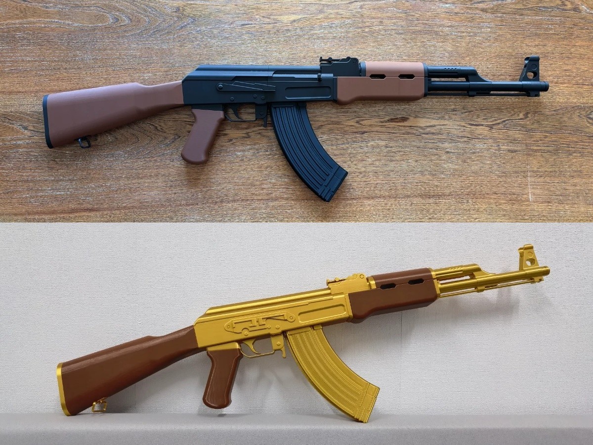AK-47 Assault Rifle 1:1 Model