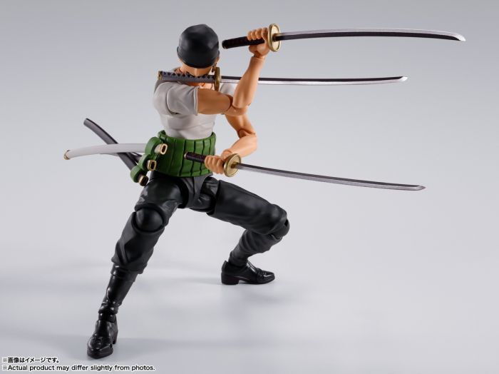 Bandai S.H.Figuarts Action Figure Roronoa Zoro -ROMANCE DAWN- (One Piece)