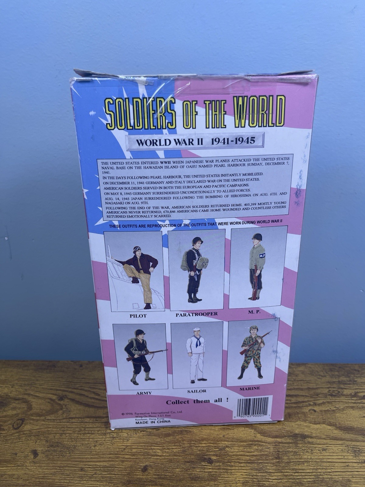Soldiers Of The World Army World War II WWII Loose In box & Accessories 1996 12”