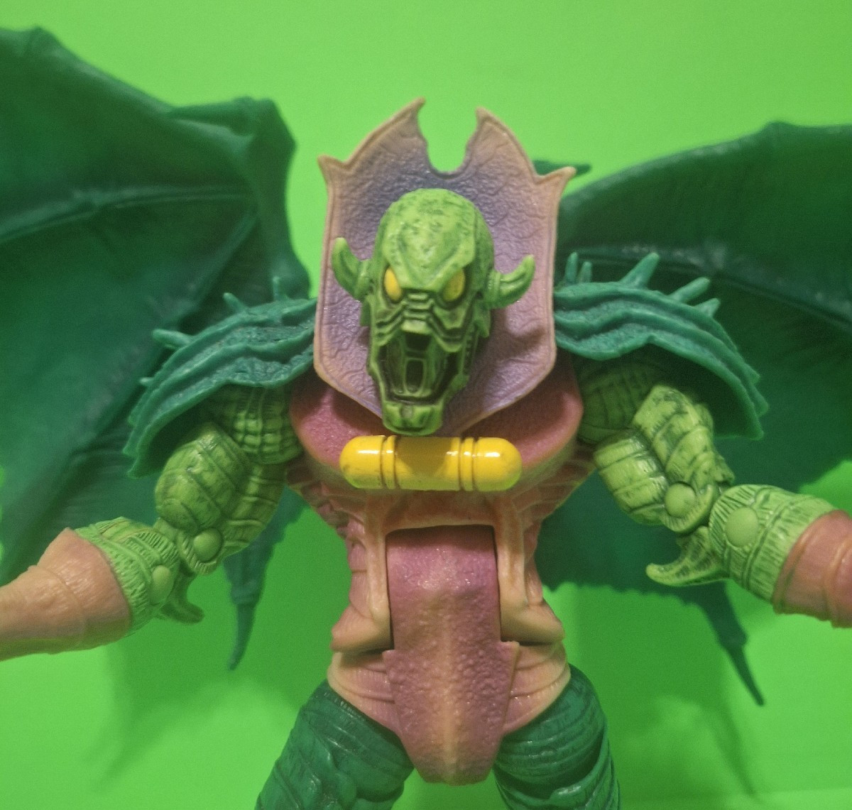 Marvel Legends ANNIHILUS BAF COMPLETE + GREAT COMIC BOOK FANTASTIC FOUR # 256