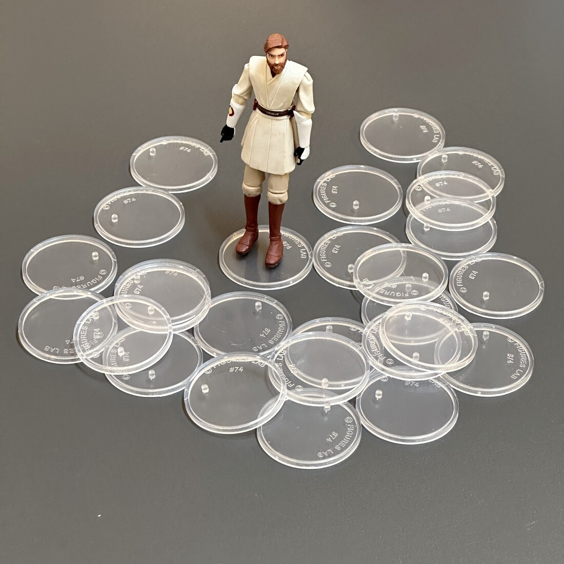30 x New 1.5″ Modern Star Wars Figure Display Stands Wide stance 1995 on