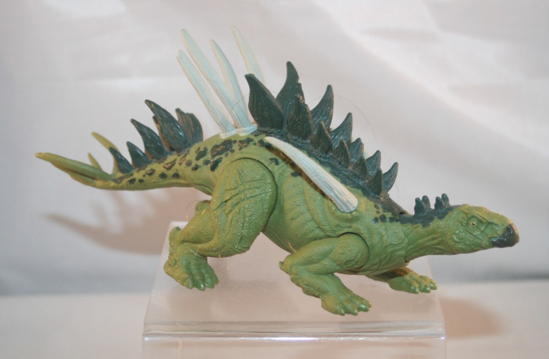 Jurassic World Chaos Theory Strike Attack HUAYANGOSAURUS Action Figure Dinosaur