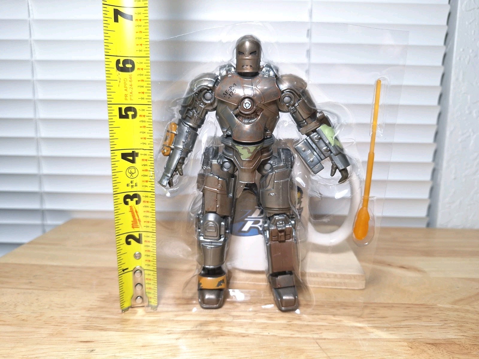 Marvel Legends Studios First 10 Years IRON MAN MARK I 2-Pack 6″ Action Figure