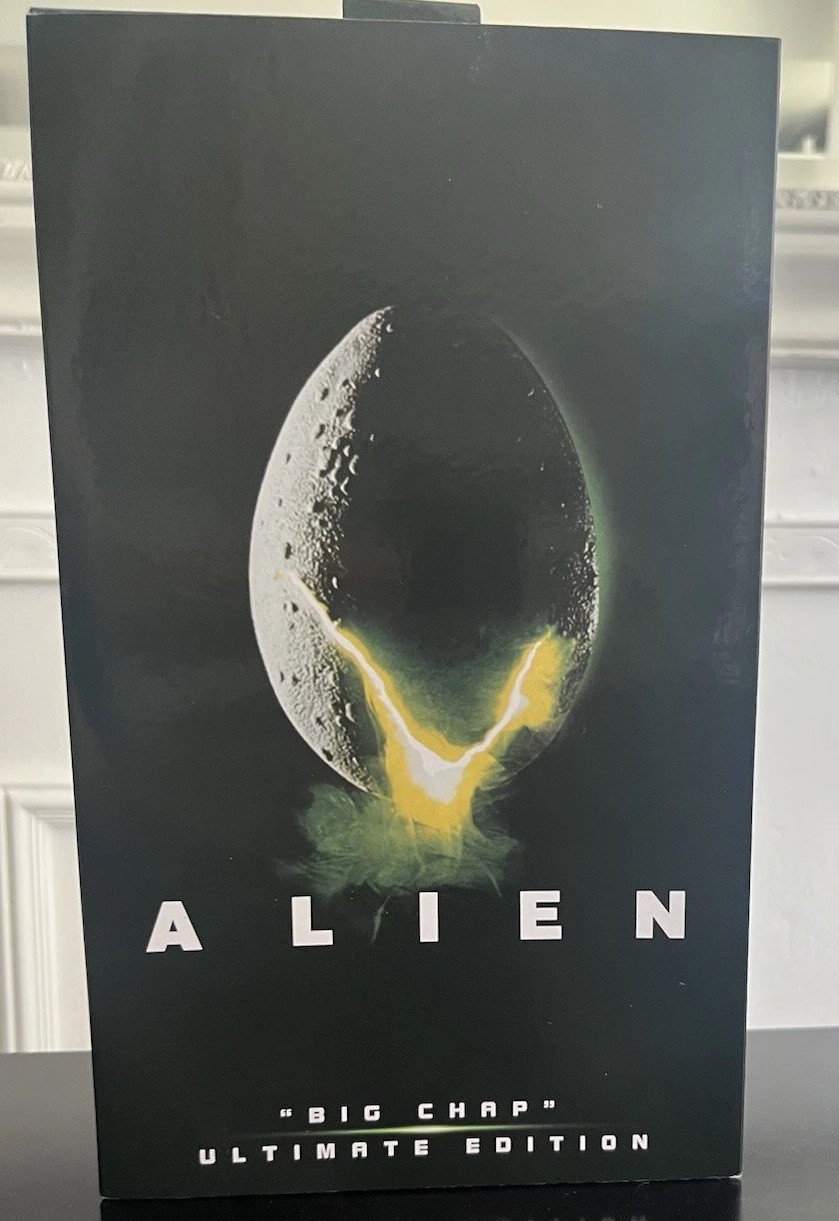 NECA Alien Big Chap Ultimate Edition Boxed Figure w/ Facehugger, Pod NEW
