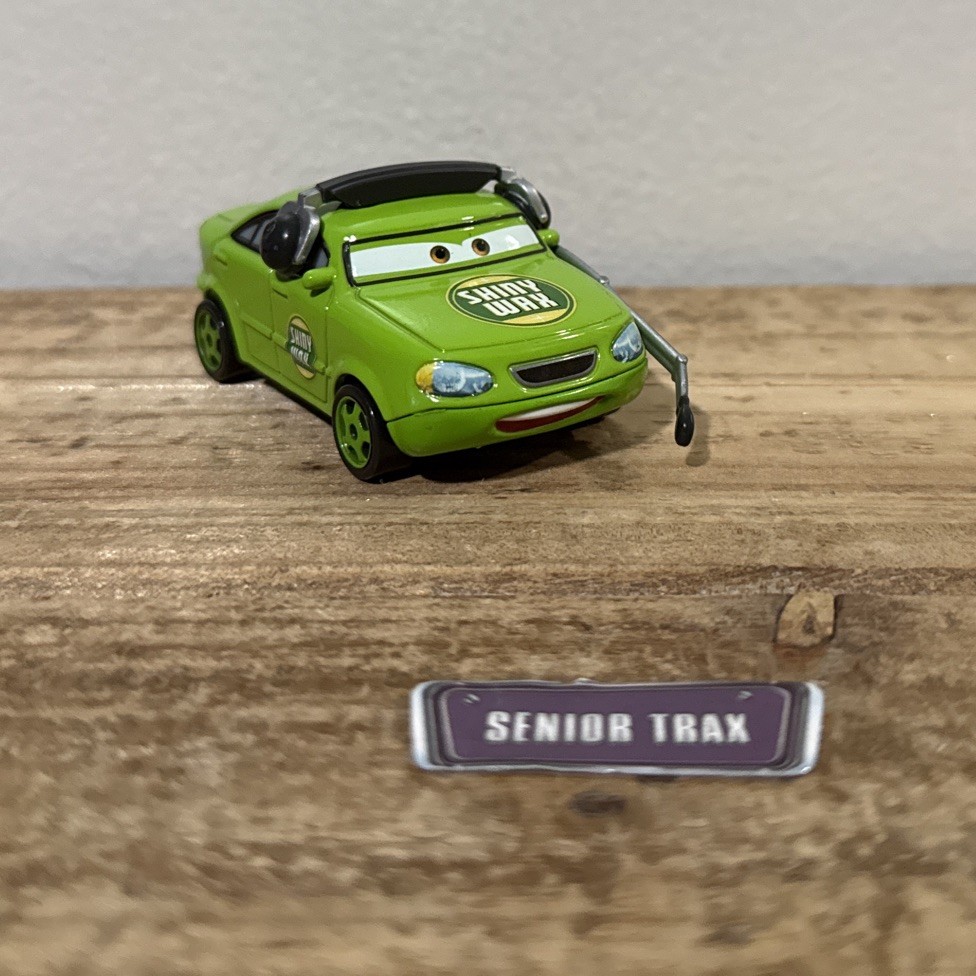 Mattel Disney Pixar Cars Senior Trax Shiny Wax Crew Chief