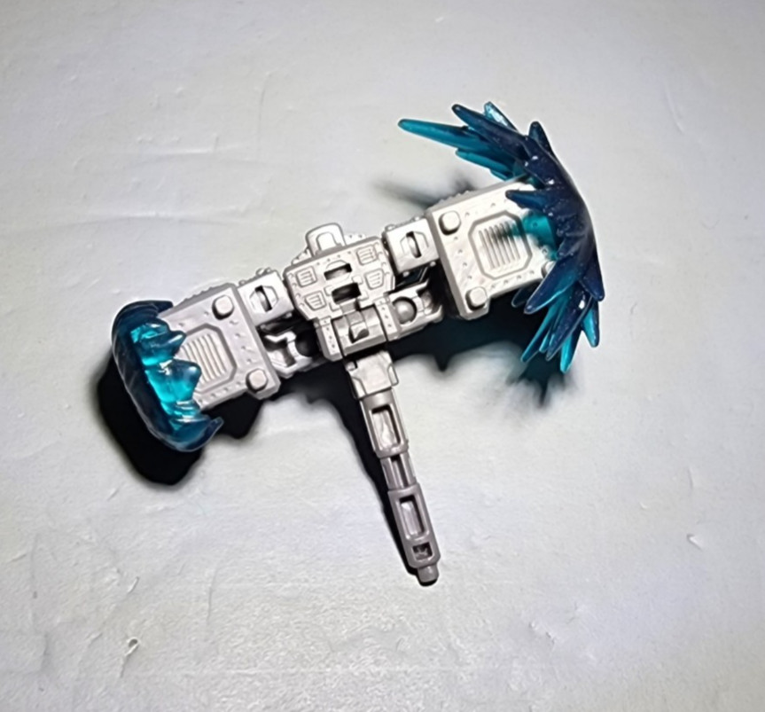 Transformers Legacy United MALLEUS MINOTAURUS 100% Complete Doom N Destruction