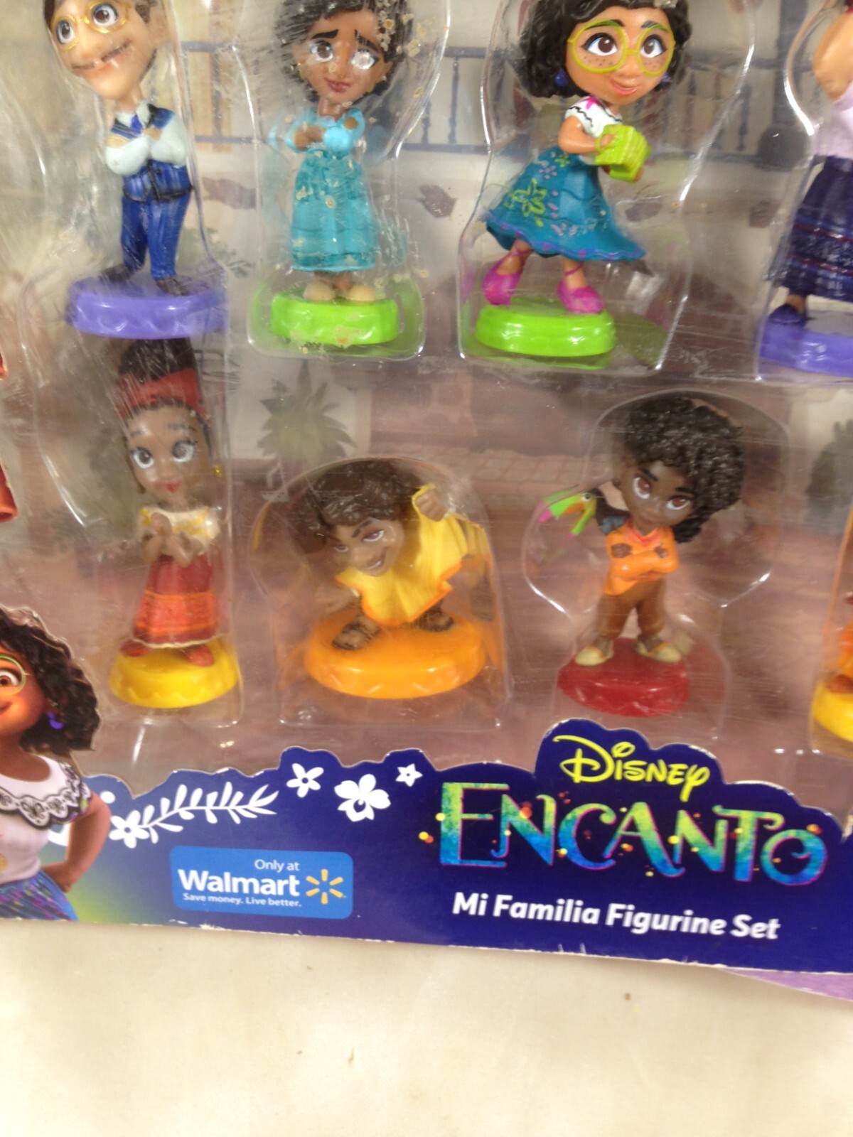 Disney Encanto 12 Madrigal Family Members Figures NIB