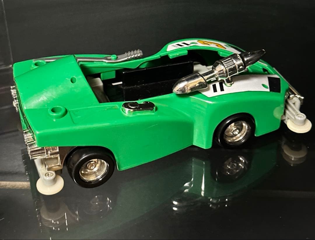 Bandai CarRanger Power Ranger Green Racer Figure Set RV Robo Parts Missing