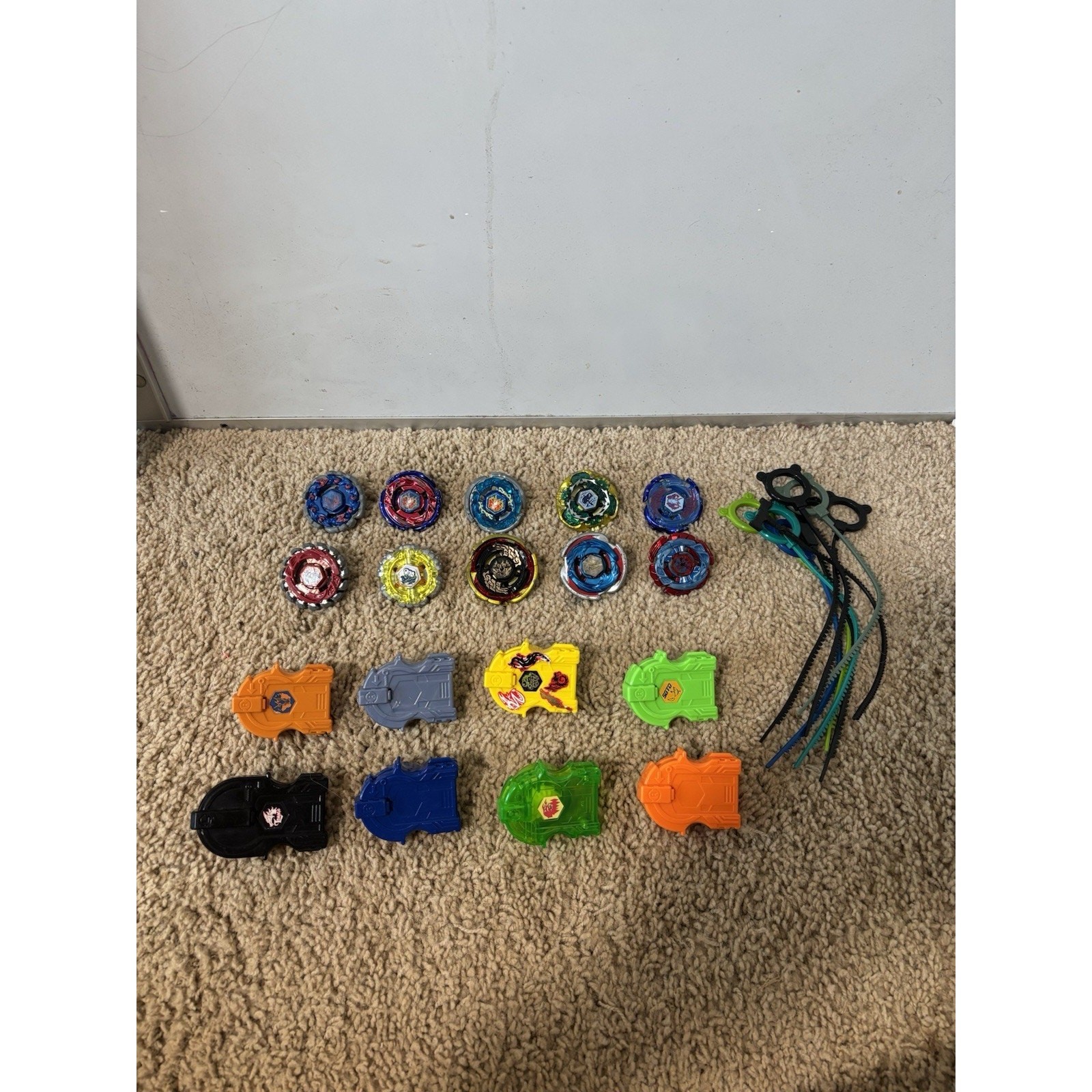 Beyblade 10 Vintage Hasbro Takara Tomy Metal W/Ripcords