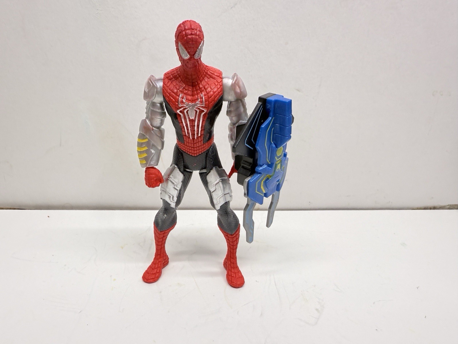 The Amazing Spider Man 2 Slash Gauntlet Spider Strike 4.25″ Action Figure