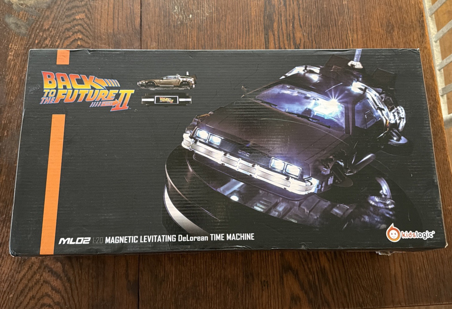 KidsLogic Back to the Future Part II 1:20 Magnetic Levitating DeLorean ML02 NEW