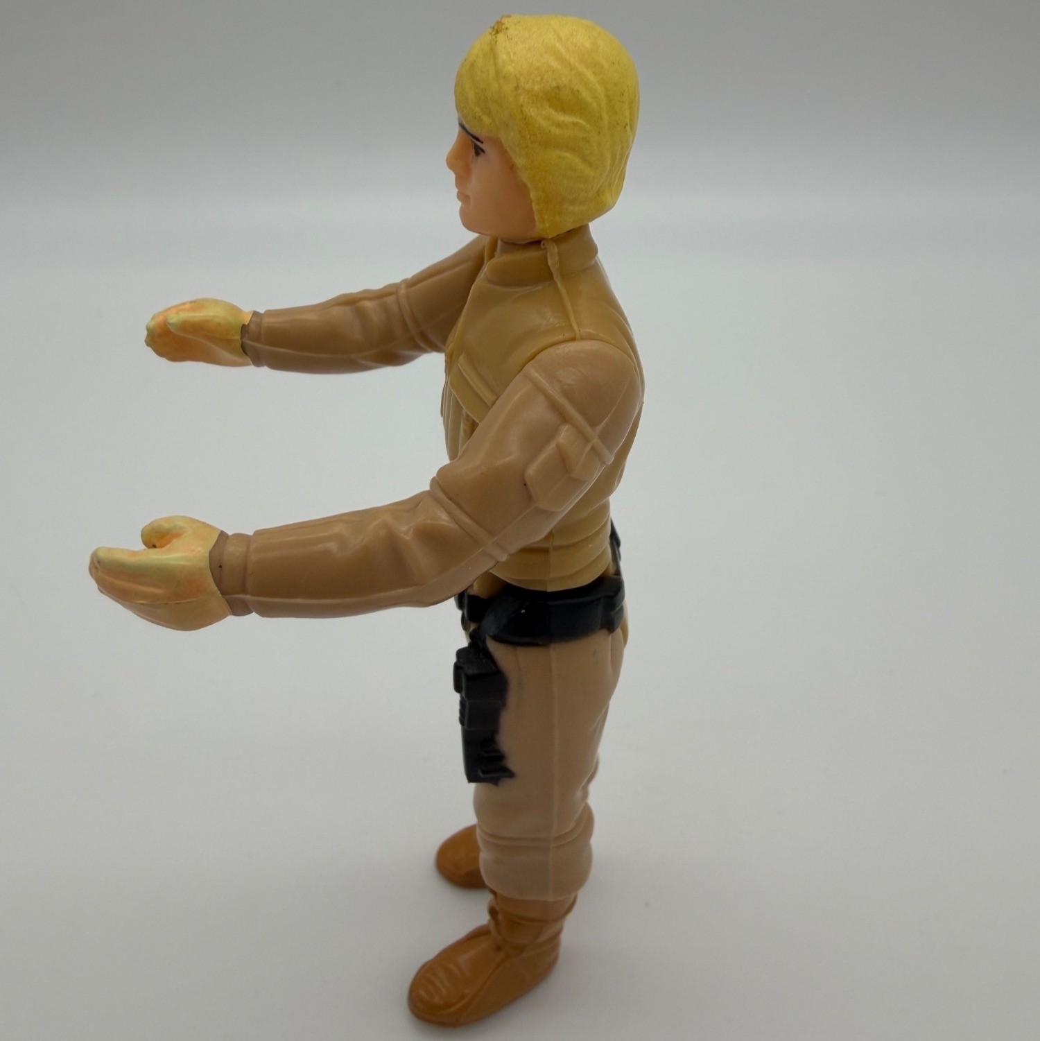 1980 Kenner Star Wars Luke Skywalker Bespin Fatigues Hong Kong Saber Blaster ESB