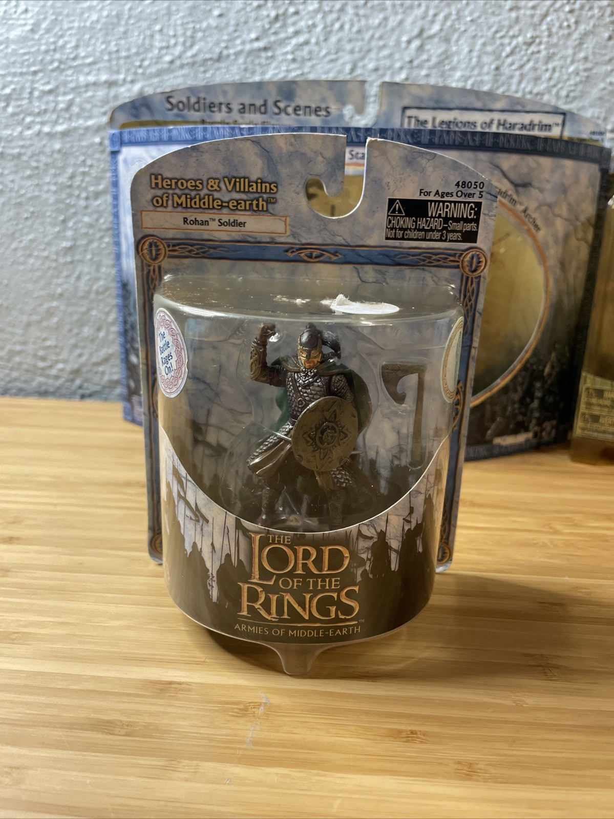 Lot Of 3 Lord Of The Rings Armies Of Middle Earth Figurines Orc Rohan Haradrim