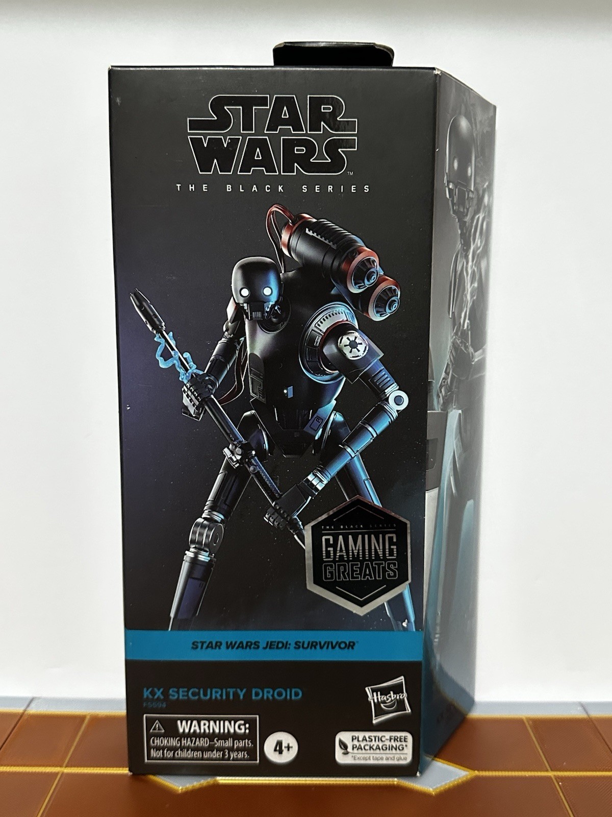 Hasbro Star Wars the Black Series KX Security Droid Gaming Greats New Sealed