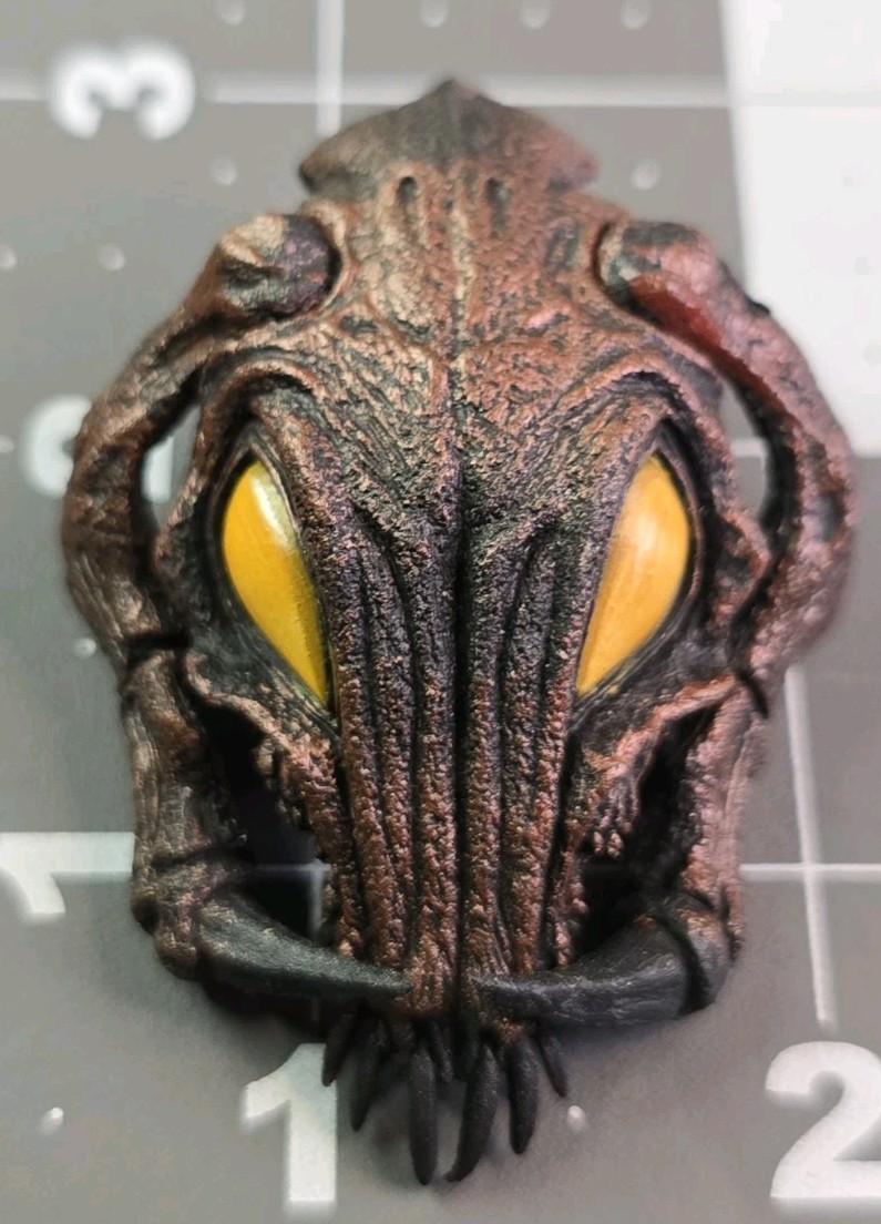 NECA Ultimate Alpha Predator 100th Action Figure MASK accessory