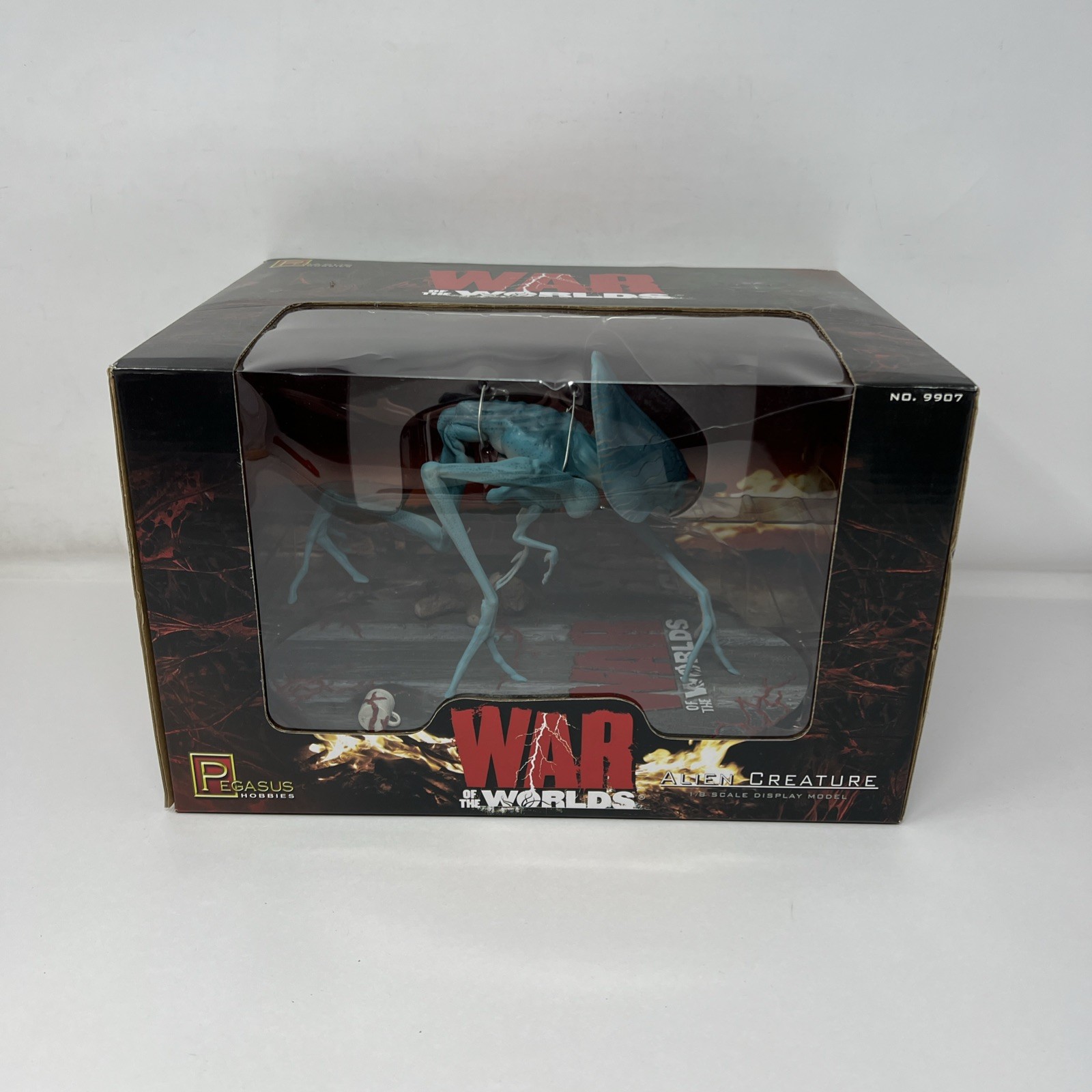 2005 Pegasus Hobbies War Of The Worlds Alien Creature Diorama Figure 1/8 in Box
