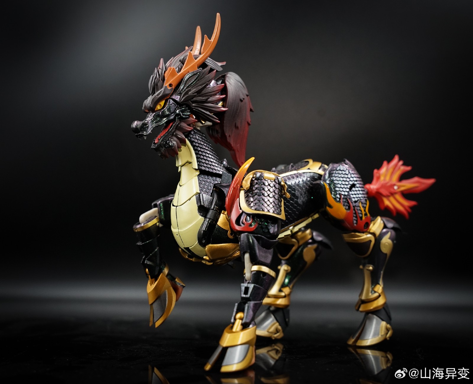 Shanhaiyibian S-01 S01 Qilin Action Figure New in Stock