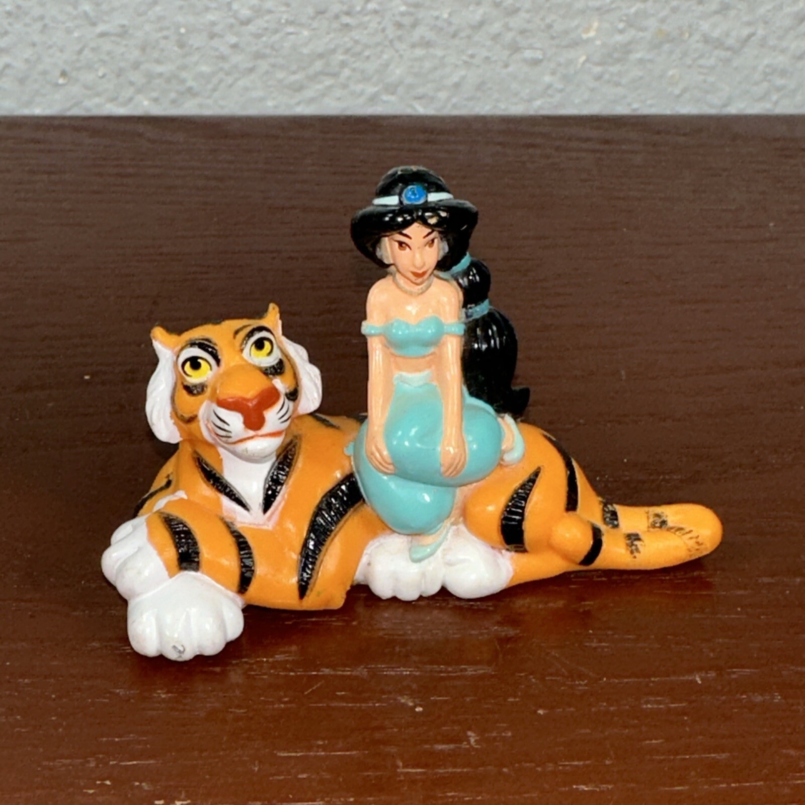 Disney Mattel 1992 Aladdin Princess Jasmine Sitting On Tiger Rajah Figure/Topper