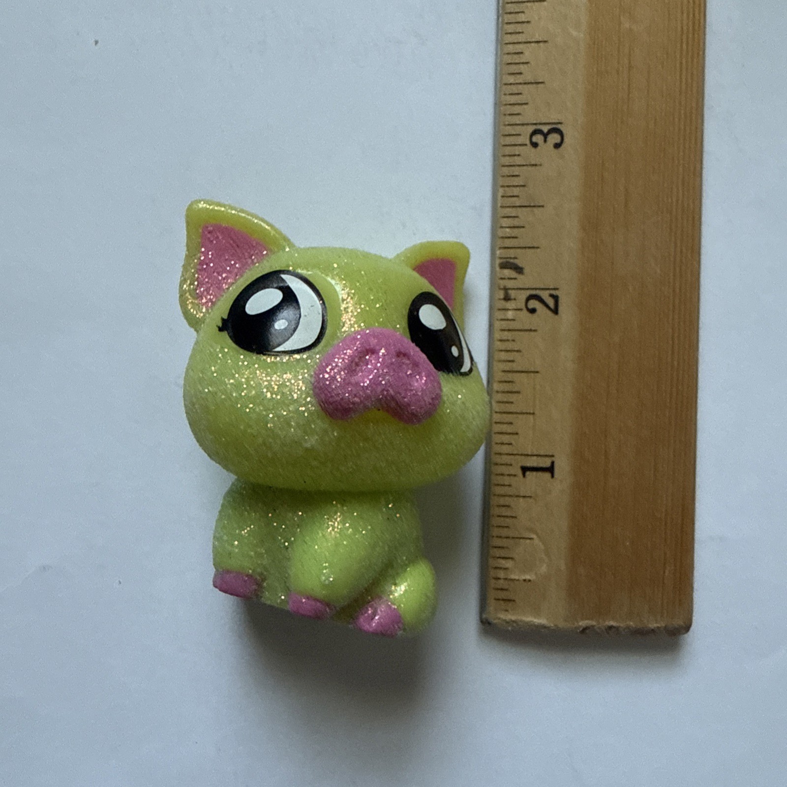 Blip Toys Tic Tac Toy XOXO Glitter Friends Pet Pearly Pig 2.5″ Toy (NO WINGS)