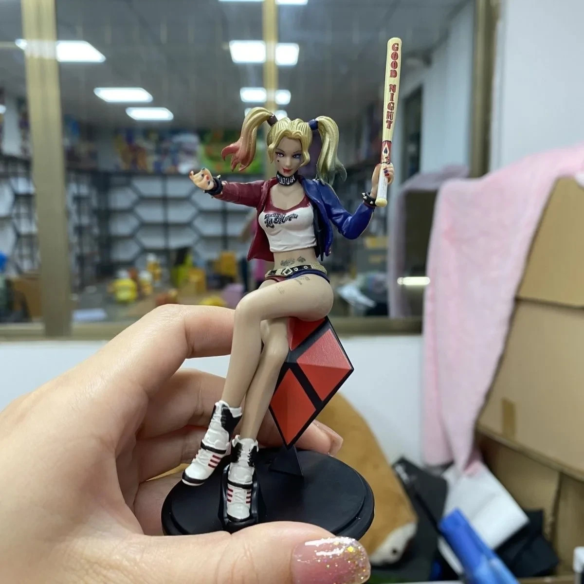 Harley Quinn Suicide Squad Figure DC Comics Baseball Bat Sitting Replica Toy