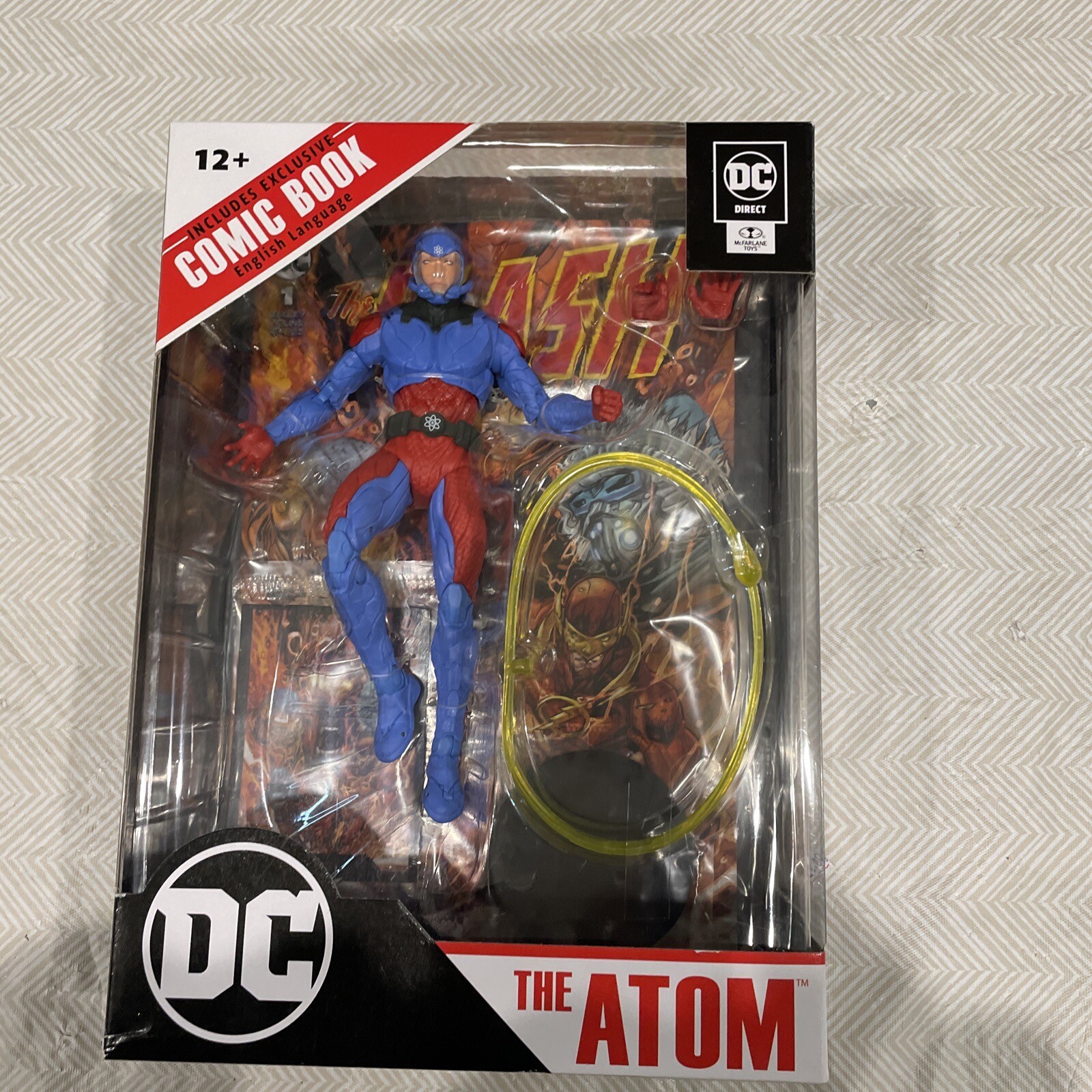 McFarlane The Flash The Atom with Exclusive Comic Book