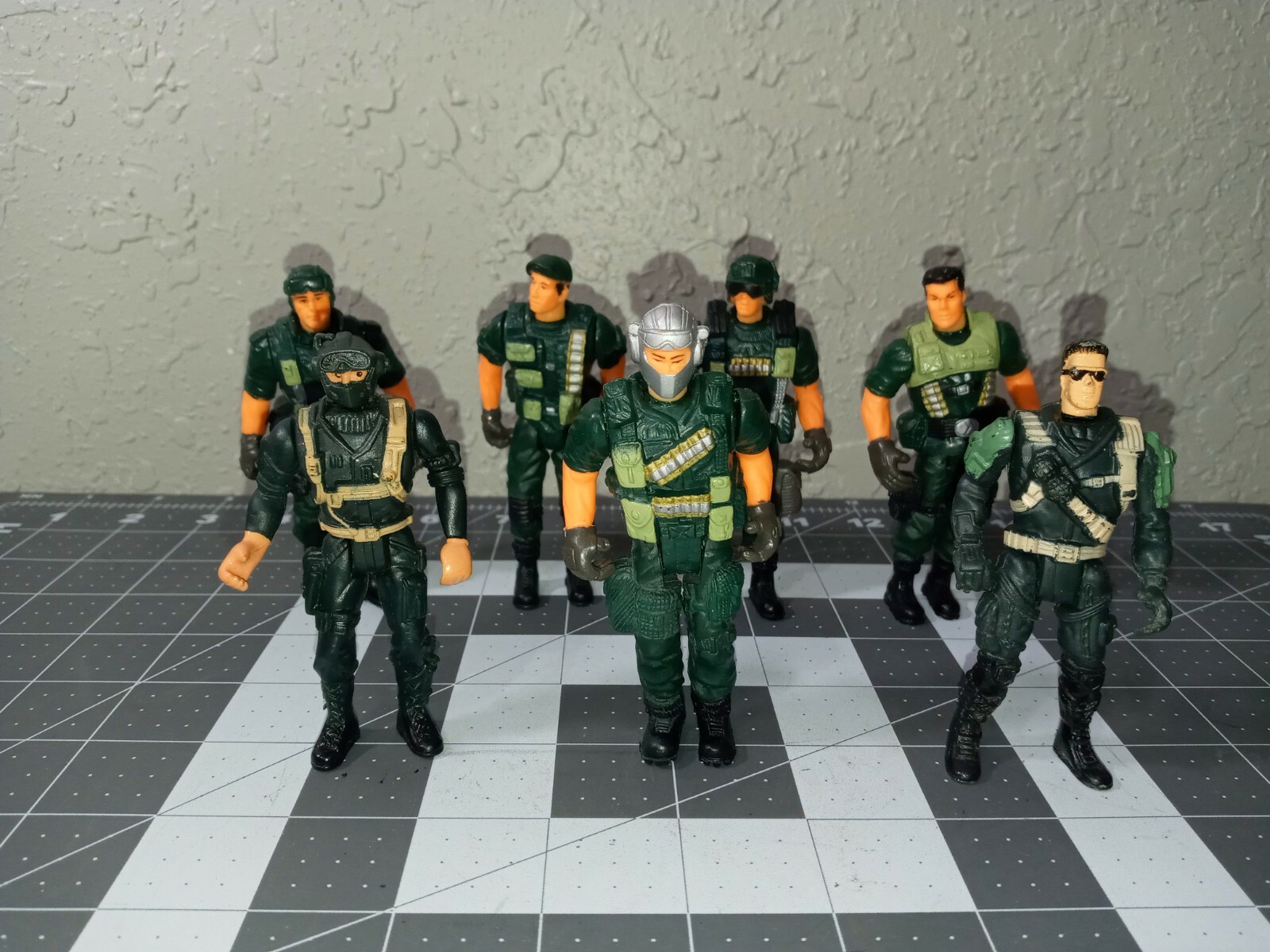 Special Forces 5 Military Team by Polyfect Toys Moveable Arms/Legs LOT OF 7!!