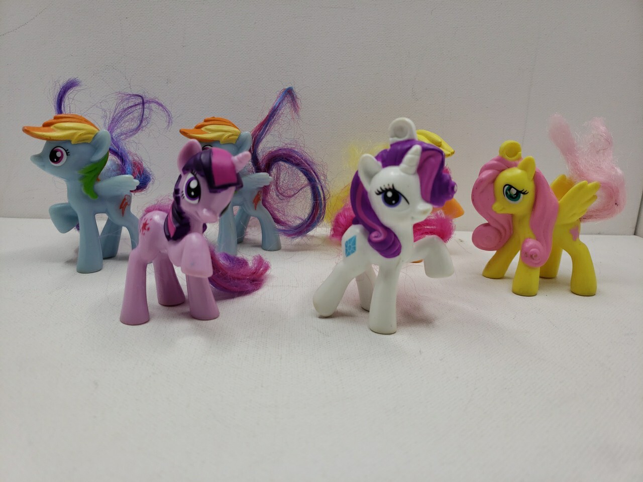 Lot of 6 My Little Pony Toy Action Figures Dolls Variety Brushable Tails Girl