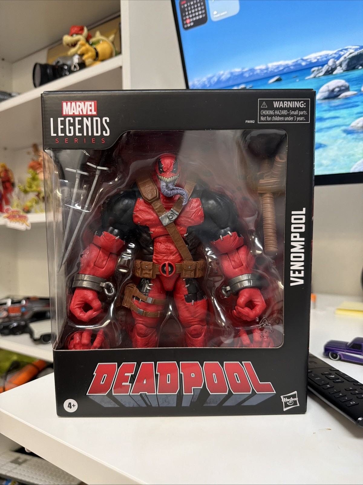 Marvel Legends Deluxe Deadpool Venompool Action Figure Exclusive – NIB