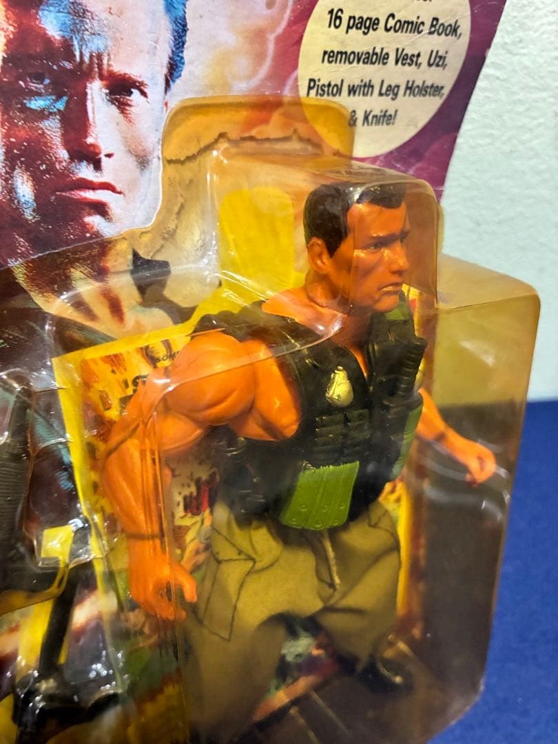 Diamond Toymakers Commando Schwarzenegger Figure Vintage 1985 Ages 13+
