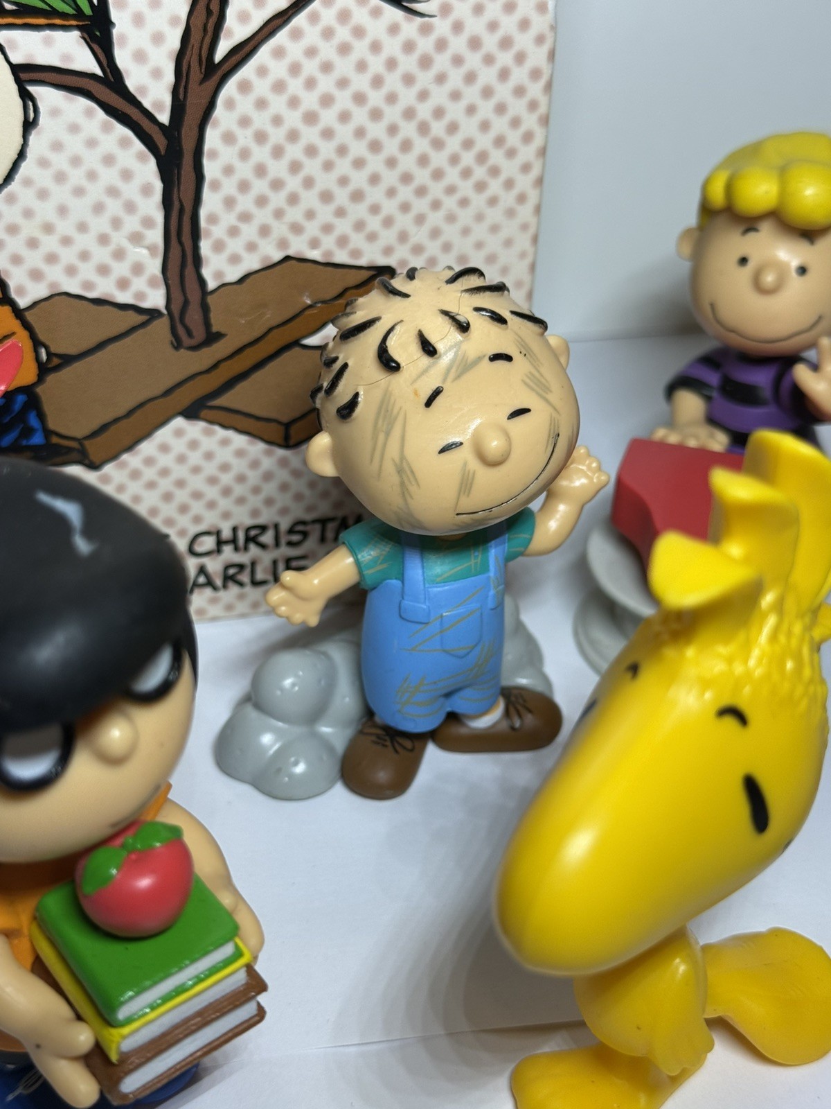 Peanuts Gang Collectible Figures Lot Of 6 Marcie, Lucy, Charlie, Snoopy & Tree