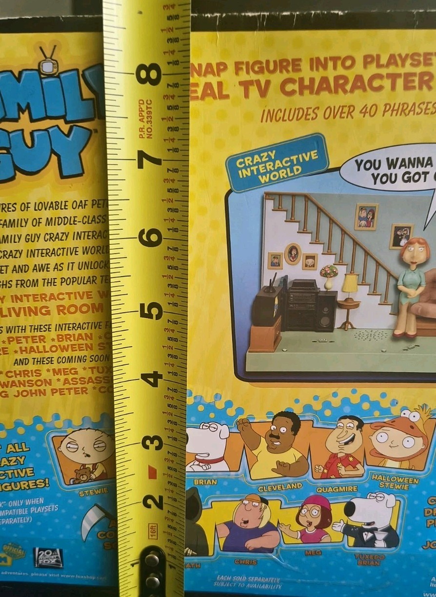 Playmates Family Guy Crazy Interactive World Griffin Living Room with Lois