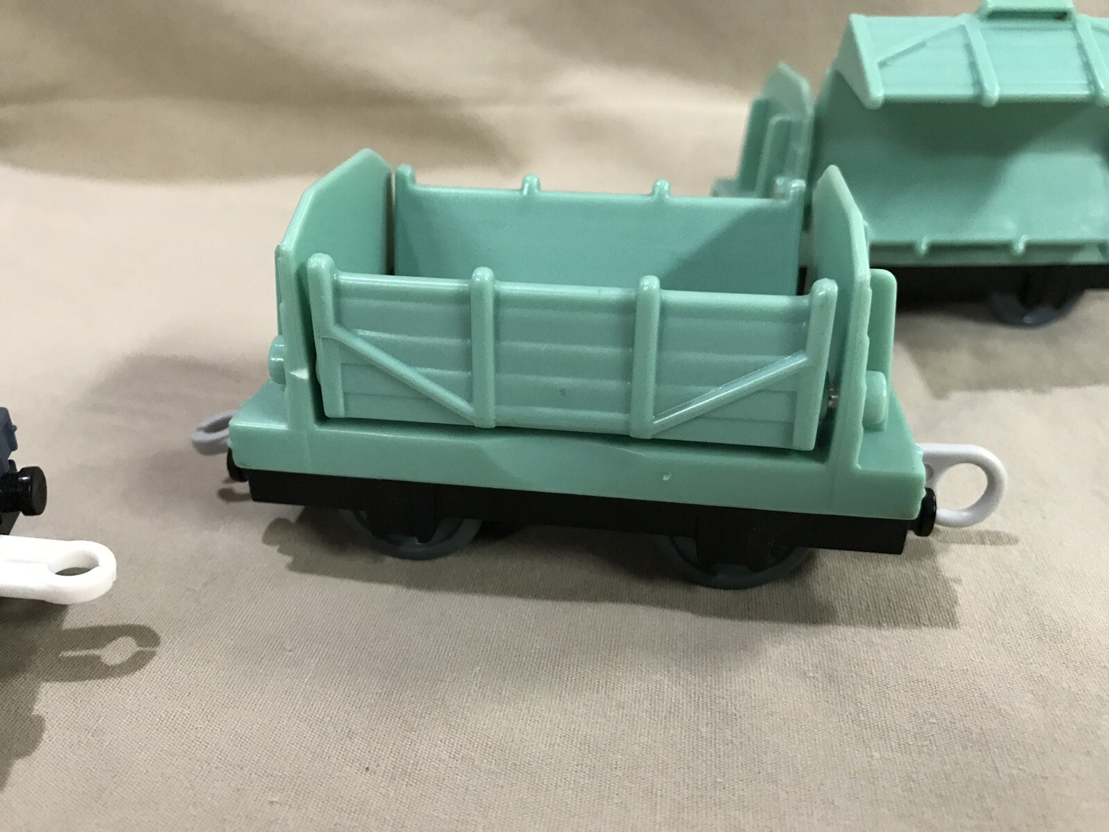 Thomas Engine Trackmaster 3 Tipping Cargo Cars Mattel Varies Lot