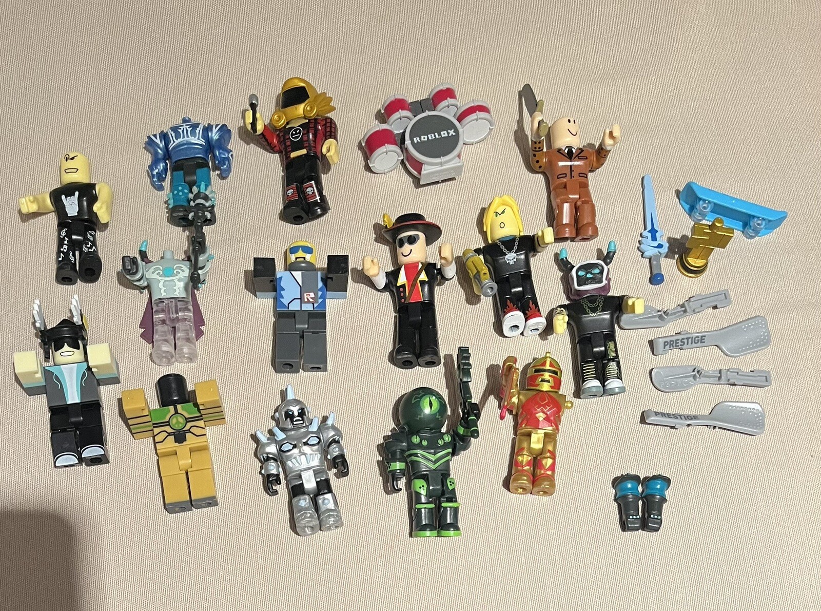 Roblox Toys Action Figures Mixed Lot Of Figures And Accessories