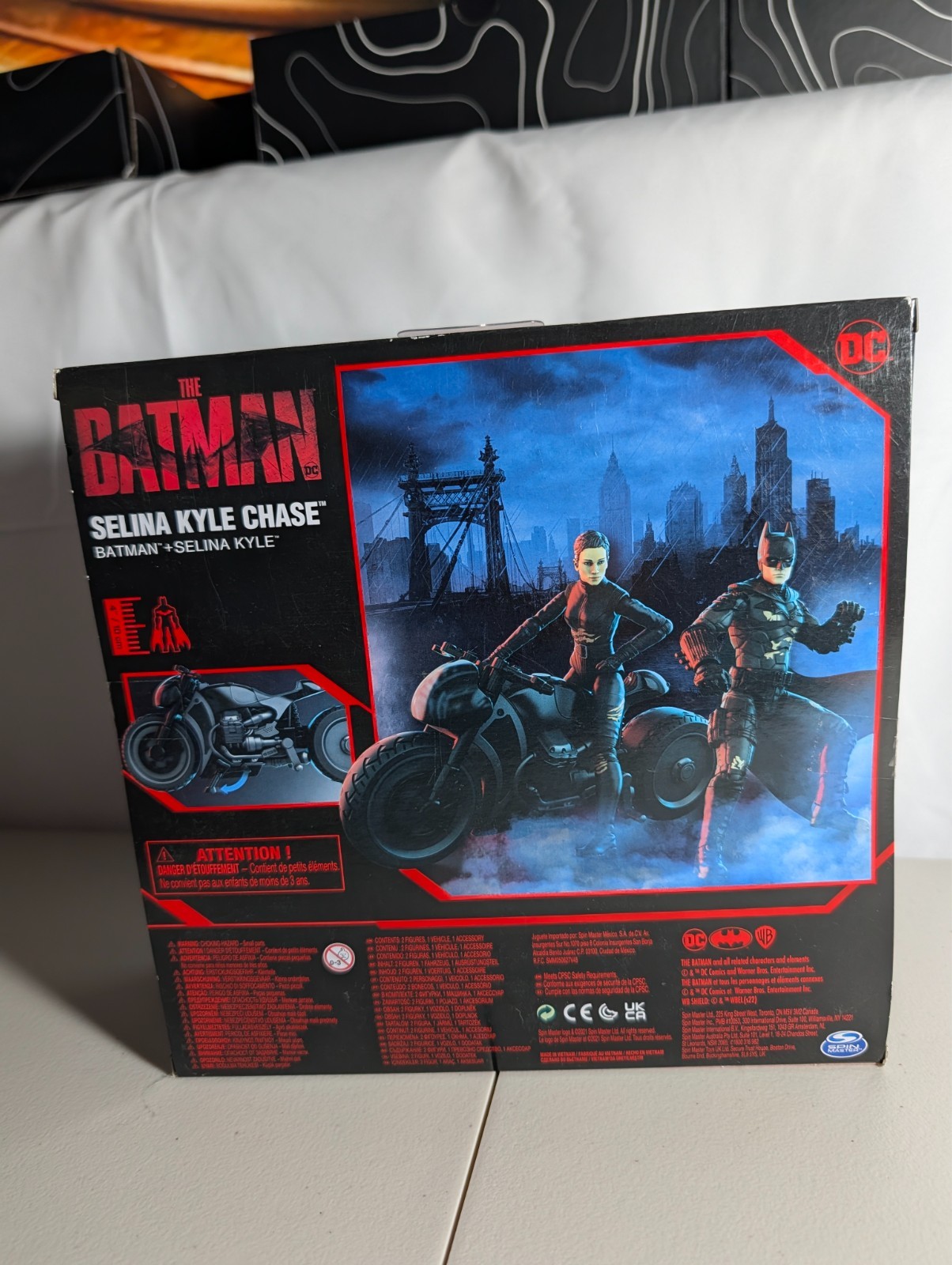 DC The Batman Selina Kyle Chase: (2021) BATMAN & SELINA KYLE 4″ Figures + Bike