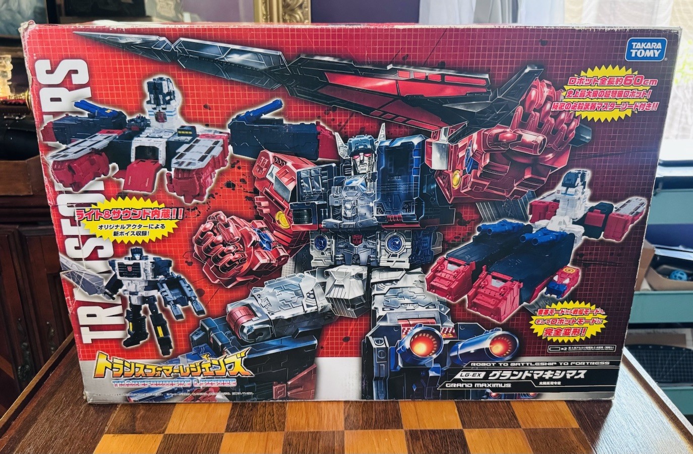 Transformers Grand Maximus Takara Tomy Exclusive Spike Cerebros Fortress-New