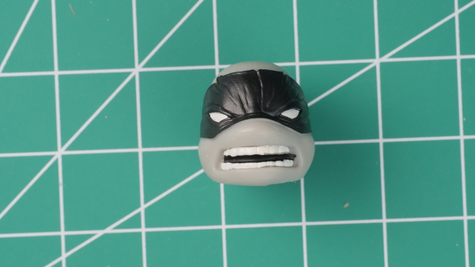 BST AXN TMNT Dark Leonardo Comic Noir Open Mouth Head 5″ Custom Fodder