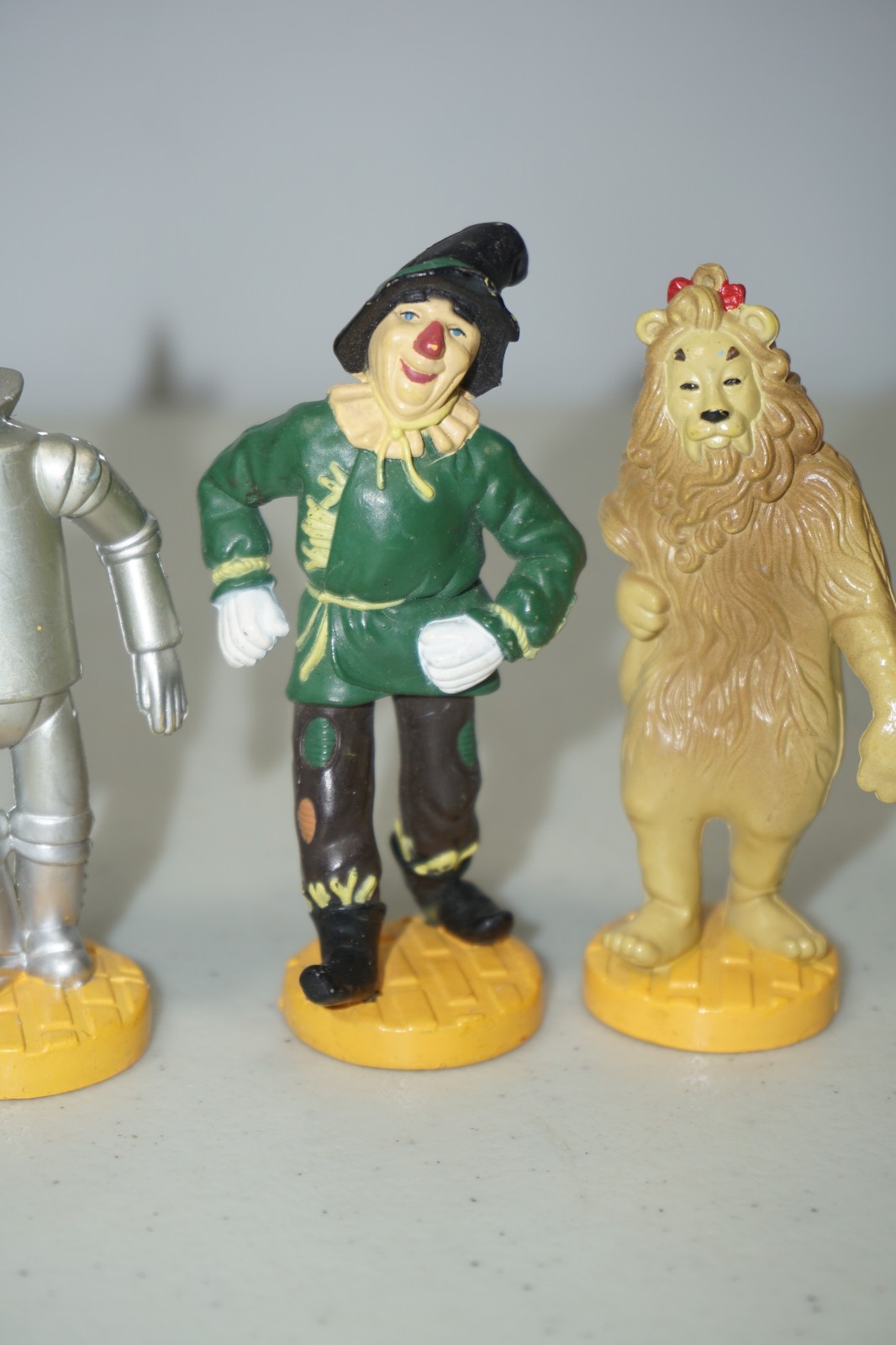 Wizard of Oz PVC Figure Lot of 8 Vtg Lowe’s Ren Presents 1987 1988 MGM Turner